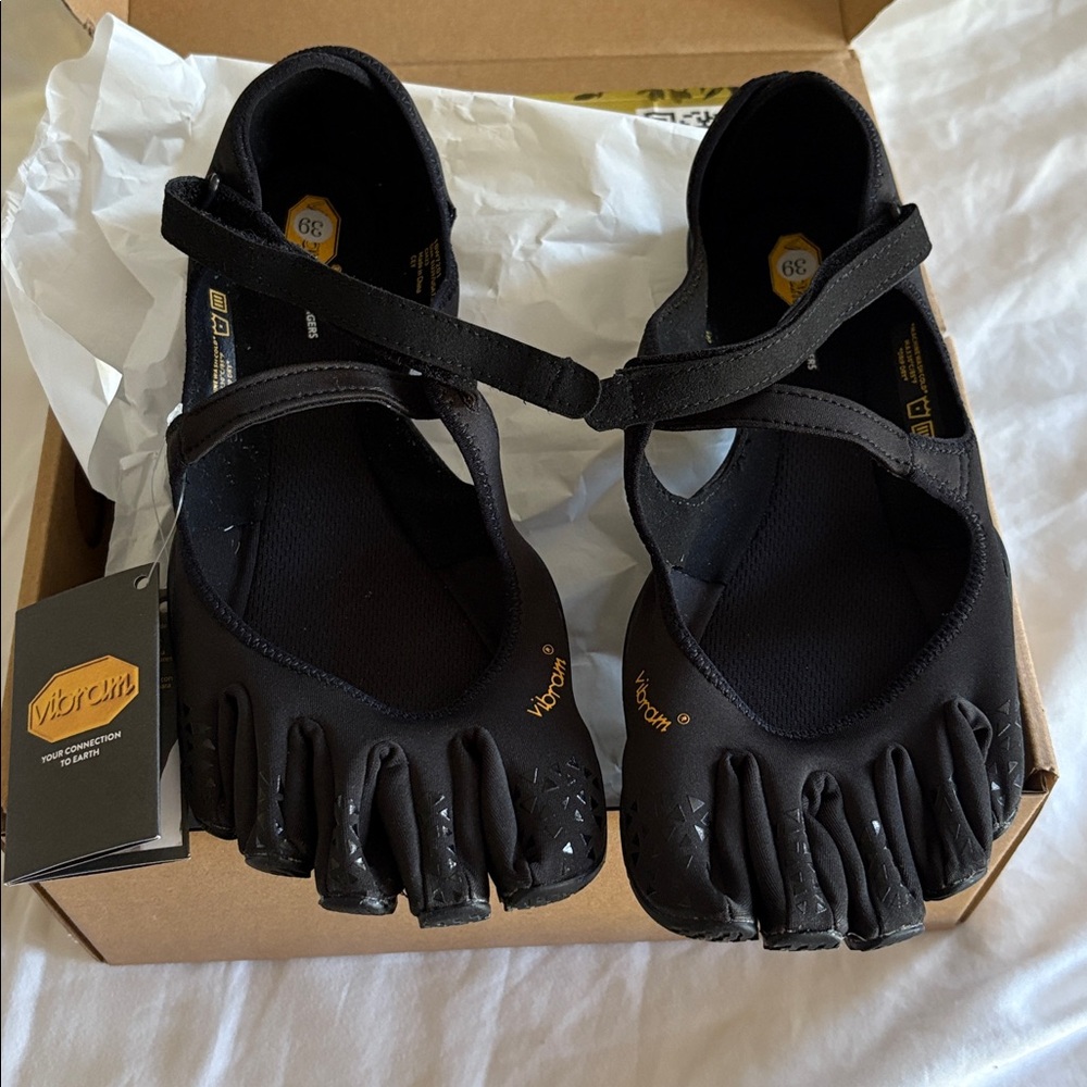 Vibram five fingers shoes
